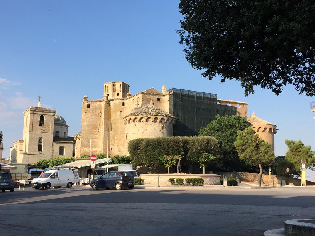 La Terrazza Sul Borgo Acomodação com café da manhã Serracapriola Exterior foto
