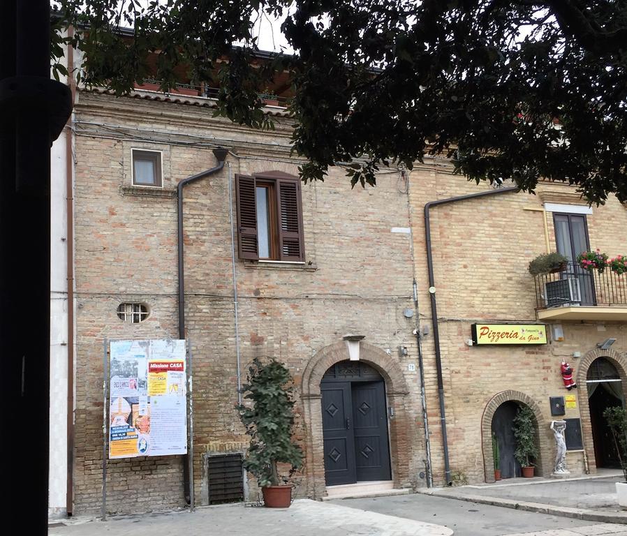 La Terrazza Sul Borgo Acomodação com café da manhã Serracapriola Exterior foto
