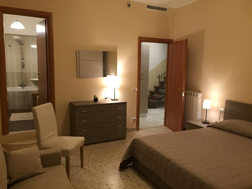 La Terrazza Sul Borgo Acomodação com café da manhã Serracapriola Exterior foto