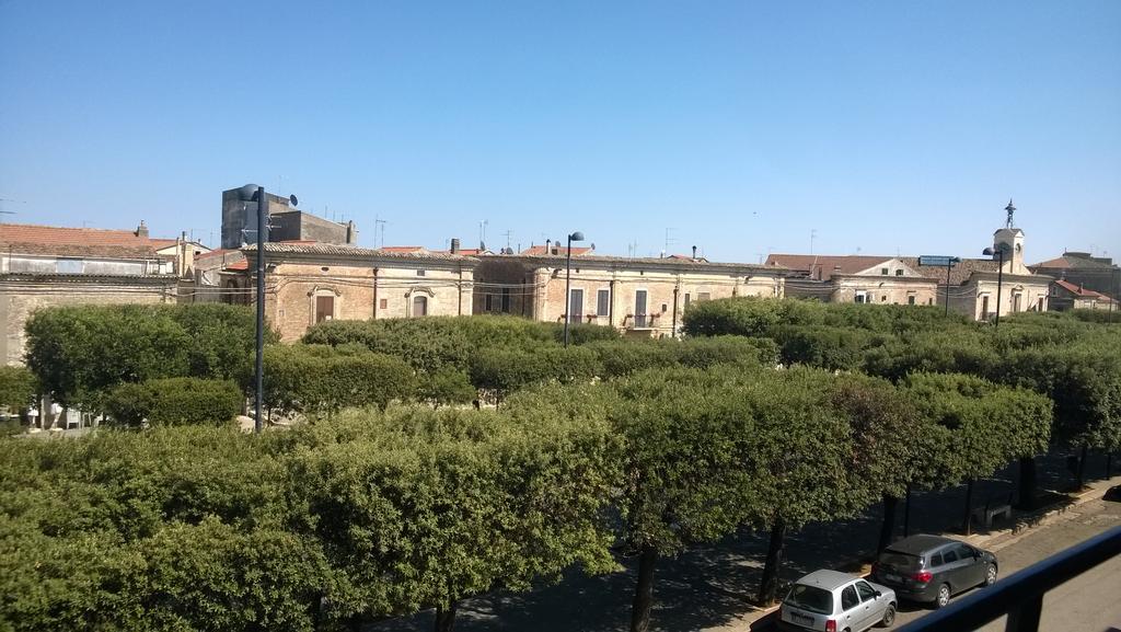 La Terrazza Sul Borgo Acomodação com café da manhã Serracapriola Exterior foto